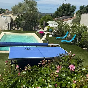 gite-pour-4-personnes-avec-piscine-dans-les-hauteurs-de.fr-provencehotel.com/